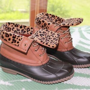 Boutique Cheetah Duck Boots. 8.